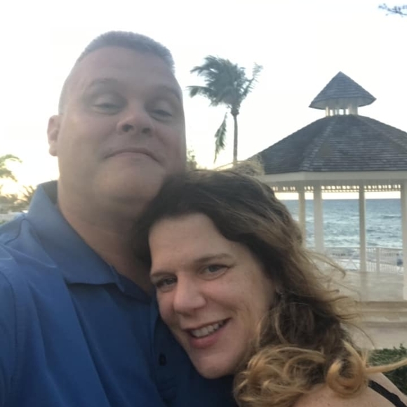 Meet your Posher, Jennifer - Picture 1 of 1